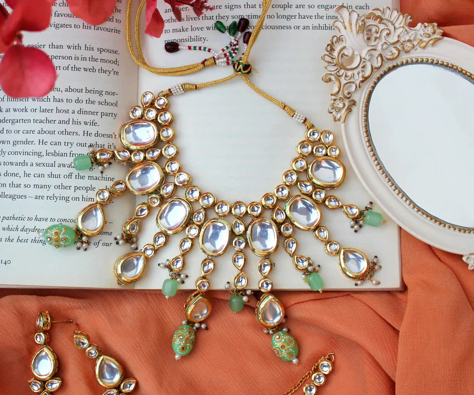 How Kundan Jewelry is Made & Why It’s Perfect for Special Occasions